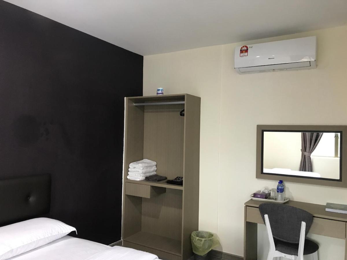 Oyo 90506 Z Stay Inn Hotel Simpang Renggam 외부 사진